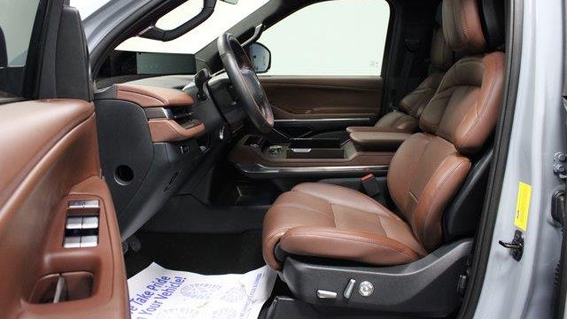 2025 Lincoln Navigator L Reserve