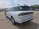 2025 Navigator L Thumbnail 7
