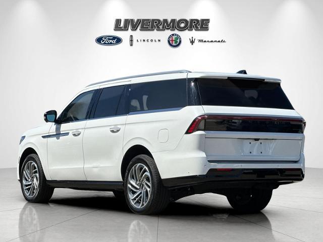 2025 Lincoln Navigator - $74,800