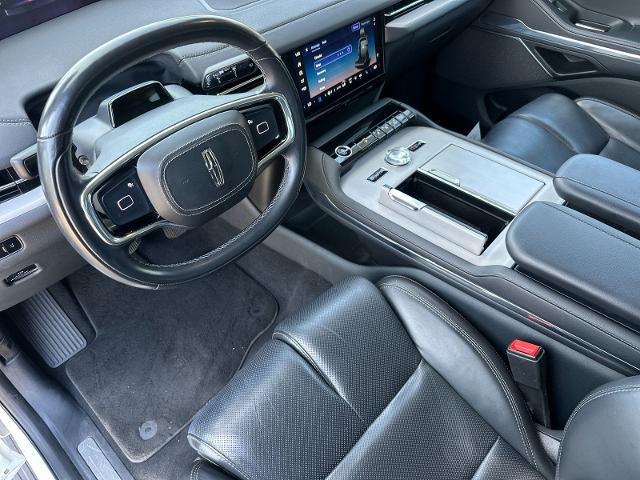 2025 Lincoln Navigator - $74,800