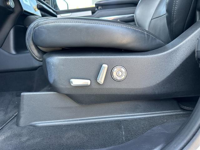2025 Lincoln Navigator - $74,800