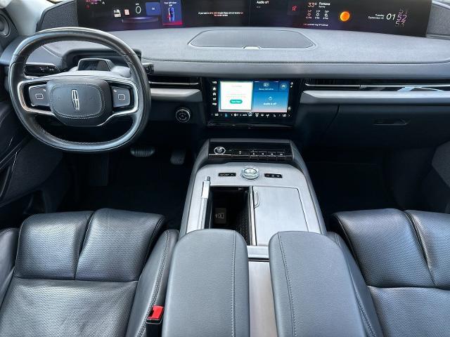 2025 Lincoln Navigator - $74,800