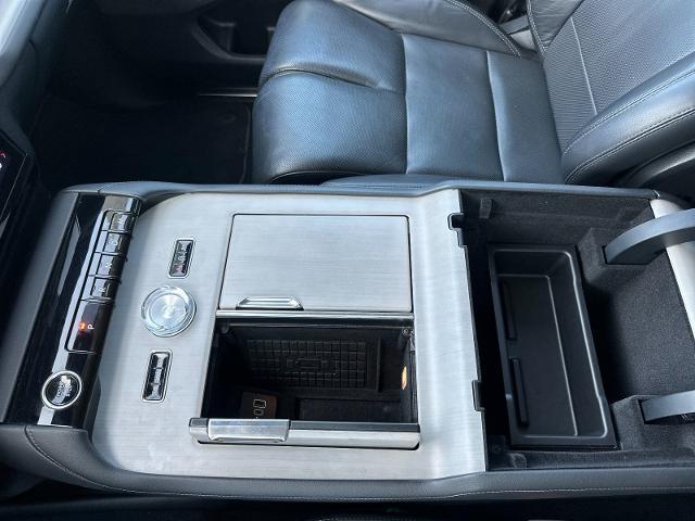 2025 Lincoln Navigator - $74,800