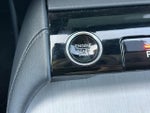 2025 Navigator L Thumbnail 26
