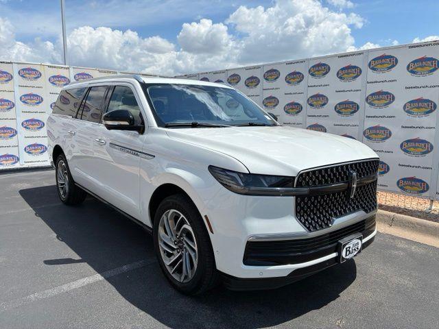 2025 Lincoln Navigator - $72,799