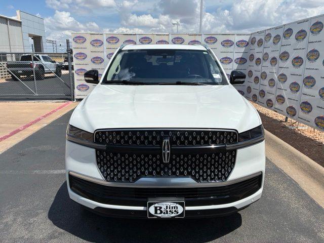 2025 Lincoln Navigator - $72,799
