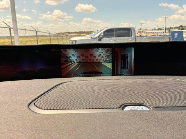 2025 Lincoln Navigator - $72,799