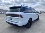 2025 Navigator L Thumbnail 7
