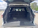 2025 Navigator L Thumbnail 16