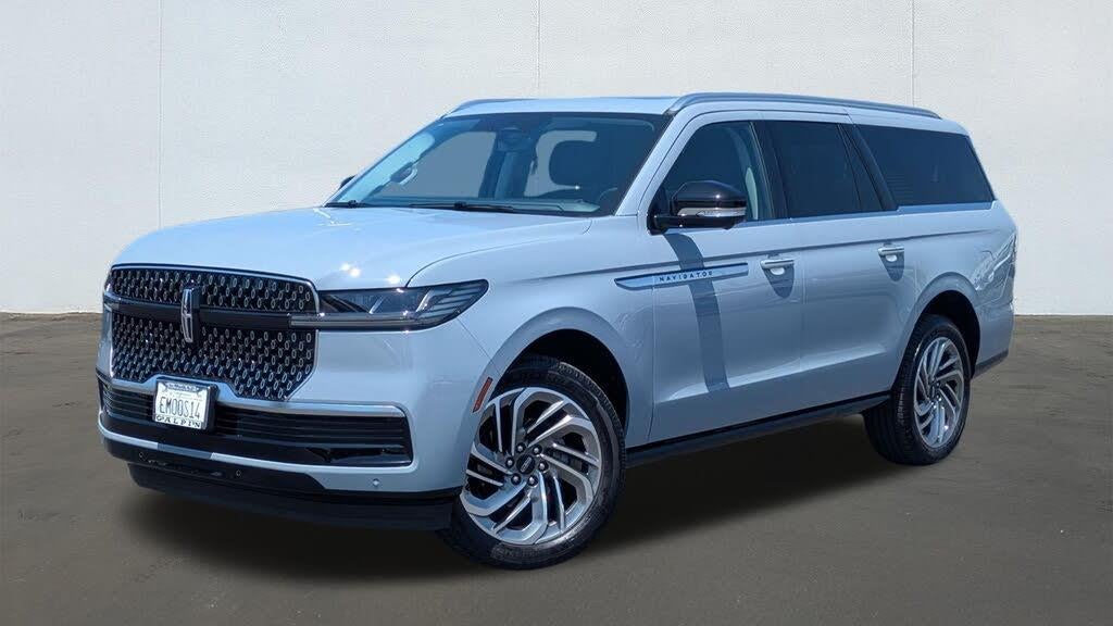 Preowned 2025 Lincoln Navigator L Reserve for Sale