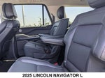 2025 Navigator L Thumbnail 21