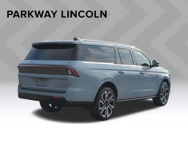 2026 Lincoln Navigator - $99,995