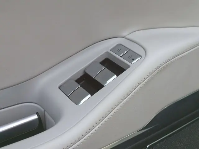 2026 Lincoln Navigator - $99,995