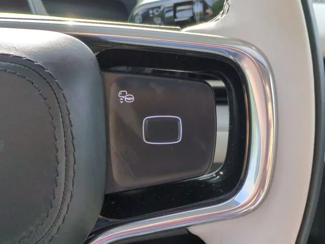 2026 Lincoln Navigator - $99,995
