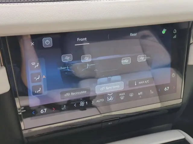 2026 Lincoln Navigator - $99,995