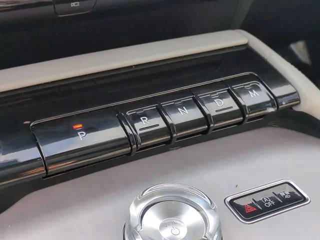 2026 Lincoln Navigator - $99,995