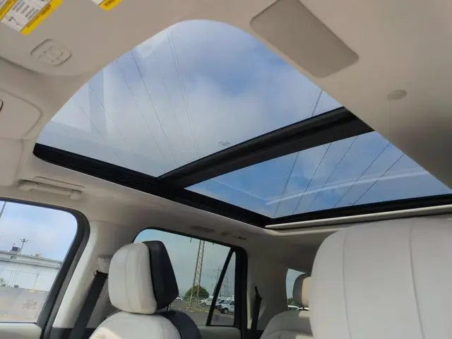 2026 Lincoln Navigator - $99,995