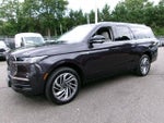 2026 Navigator L Thumbnail 1