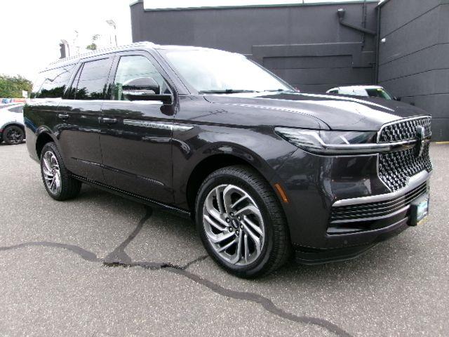 2026 Lincoln Navigator - $104,997