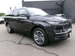 2026 Navigator L Thumbnail 3
