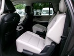 2026 Navigator L Thumbnail 9