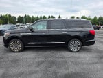 2018 Navigator L Thumbnail 2