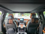 2018 Navigator L Thumbnail 12