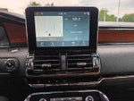 2018 Navigator L Thumbnail 14