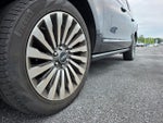 2018 Navigator L Thumbnail 24