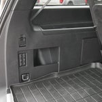 2019 Navigator L Thumbnail 23