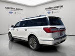 2019 Navigator L Thumbnail 3