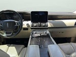 2019 Navigator L Thumbnail 22