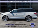 2019 Navigator L Thumbnail 2
