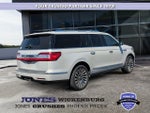 2019 Navigator L Thumbnail 4