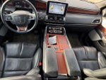 2020 Navigator L Thumbnail 17