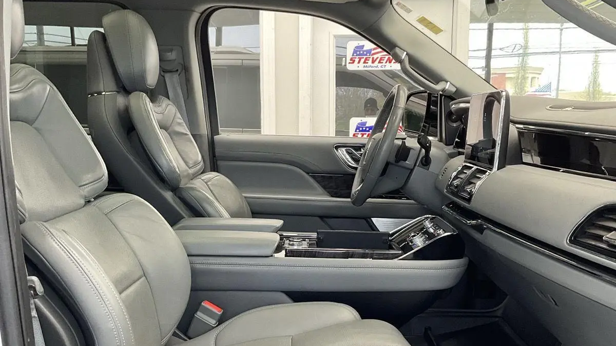 2020 Lincoln Navigator L Reserve