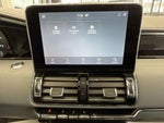2020 Navigator L Thumbnail 13