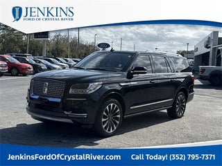 2021 Lincoln Navigator L with Infinite Black Exterior