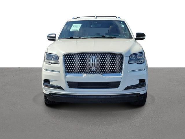 2022 Lincoln Navigator L Reserve — photo 1 of 12