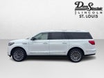 2020 Navigator L Thumbnail 8