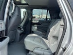 2020 Navigator L Thumbnail 12