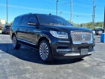 2021 Navigator L Thumbnail 3
