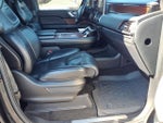 2021 Navigator L Thumbnail 24