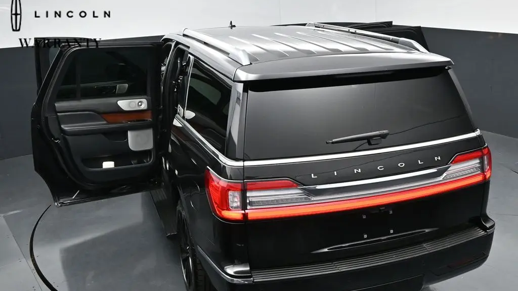 2021 Lincoln Navigator L Reserve