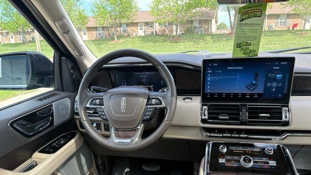2022 Lincoln Navigator L Reserve