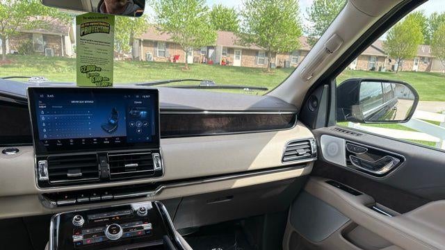2022 Lincoln Navigator L Reserve