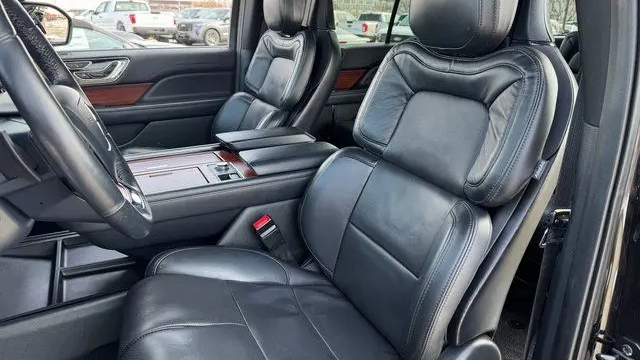 2022 Lincoln Navigator L Reserve