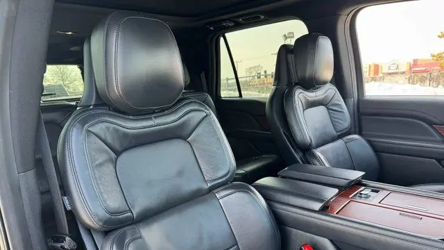 2022 Lincoln Navigator L Reserve