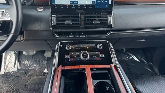 2022 Lincoln Navigator L Reserve
