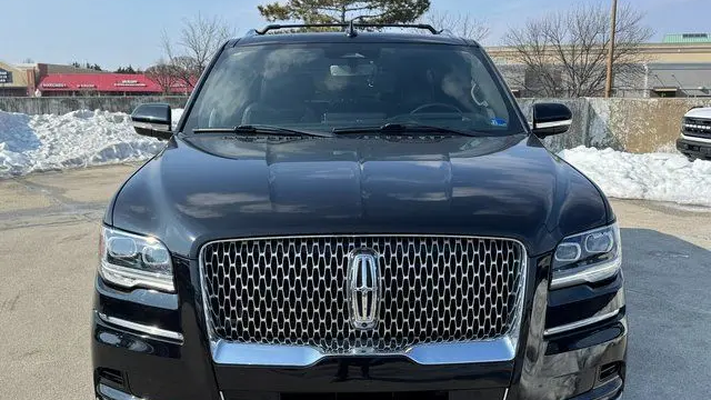 2022 Lincoln Navigator L Reserve